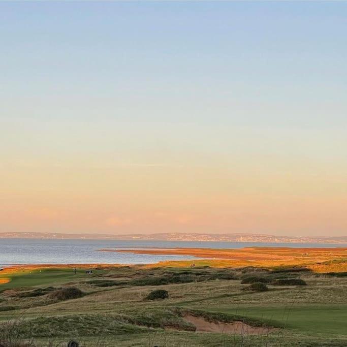 Seafront Apartment With Spectacular Views Porthcawl Extérieur photo